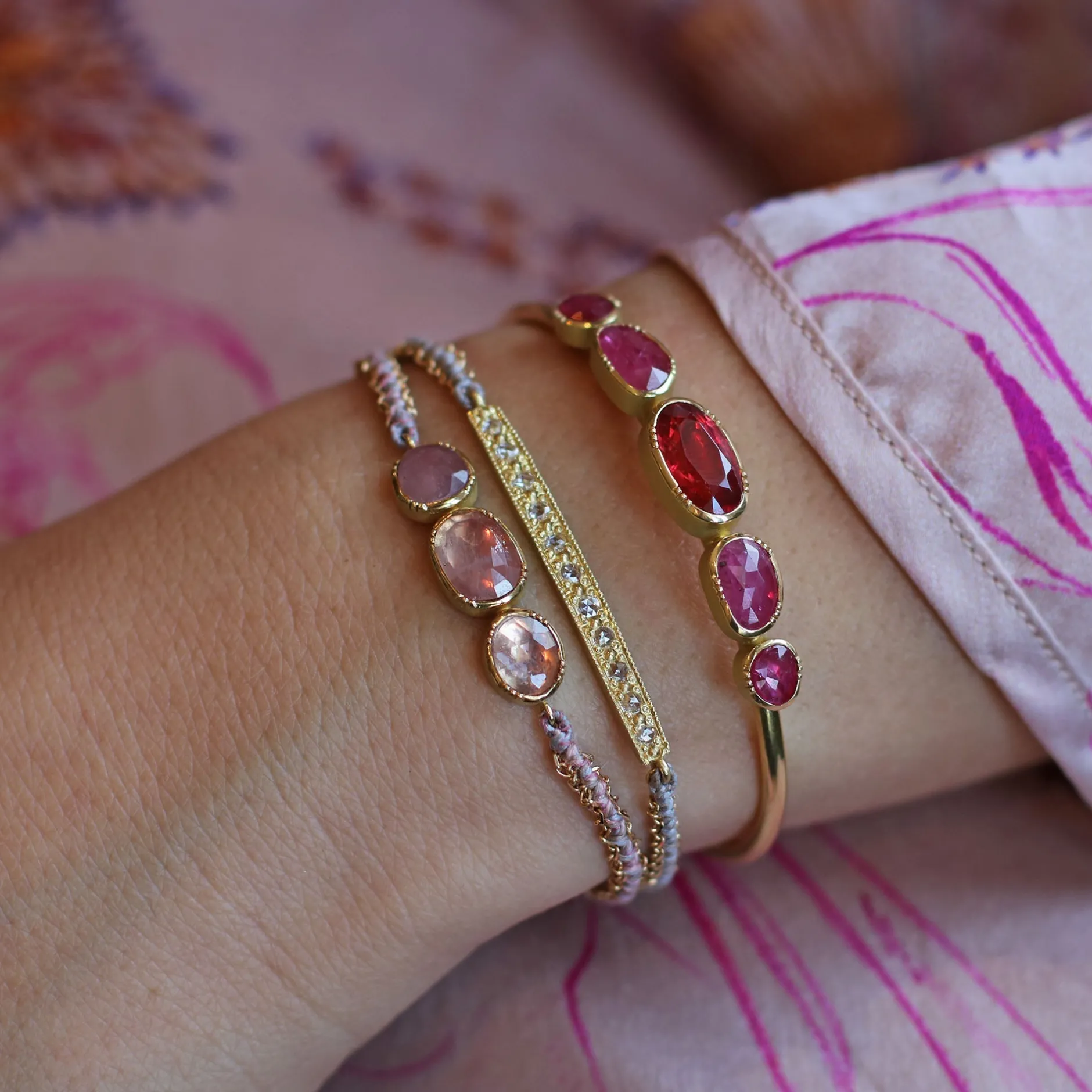 diamond__silk_gold_bracelet_3.webp DIAMOND 11 SILK GOLD BRACELET^Brooke Gregson Cheap